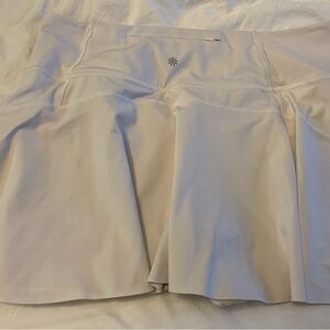 🎾 Athleta Tennis Skirt | White | Size XL
Excellent condition smoke free home